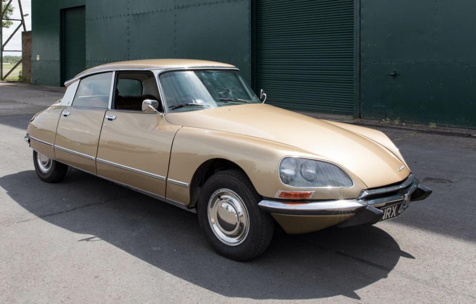 Citroen DS: Ένα αυτοκίνητο πολύ μπροστά από την εποχή του!